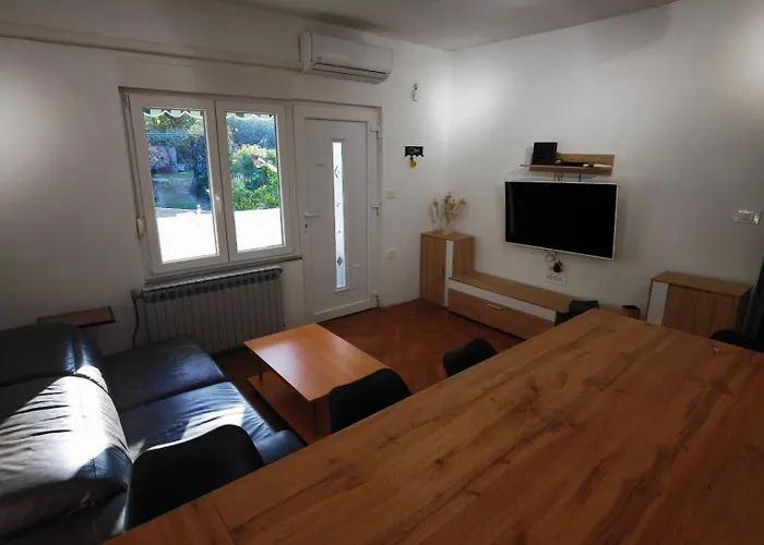 Dijana Apartman Supetarska Draga